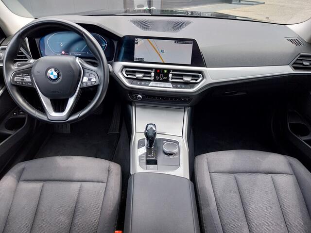 BMW 3-SERIE Touring 330e PHEV 1e EIGENAAR VIRTUAL COCKPIT CAMERA PARK ASSIST LED NAVI CRUISE ECC 2X LAADSNOER