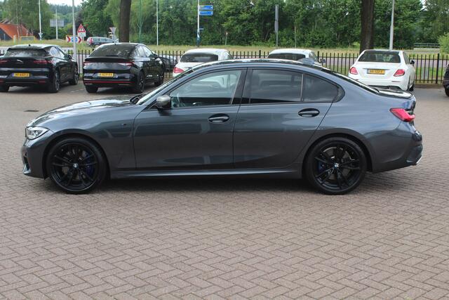 BMW 3-SERIE M340i xDrive / Trekhaak / Leder / Memory seats / 19'' / DAB / Navigatie / Stoelverwarming / DAB / Cruise Control