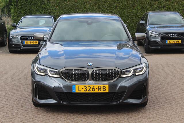 BMW 3-SERIE M340i xDrive / Trekhaak / Leder / Memory seats / 19'' / DAB / Navigatie / Stoelverwarming / DAB / Cruise Control