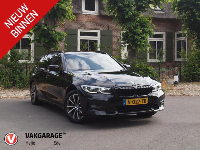 BMW 3-SERIE Touring 320e Business Edition Plus | Apple Carplay | Laserlight | Parkeersensoren | Sfeerverlichting | Leer |