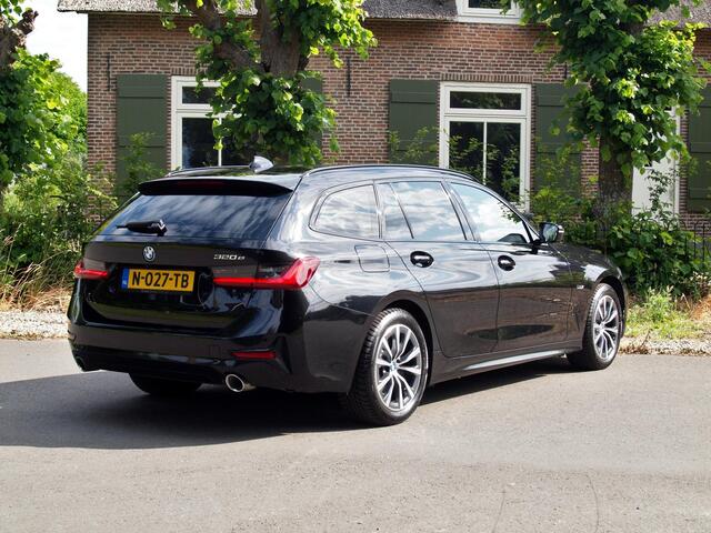 BMW 3-SERIE Touring 320e Business Edition Plus | Apple Carplay | Laserlight | Parkeersensoren | Sfeerverlichting | Leer |