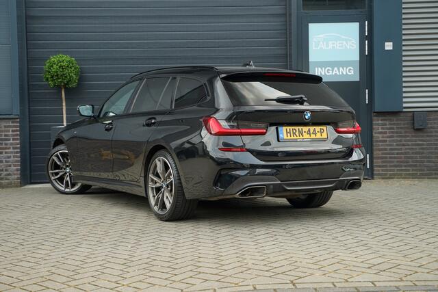 BMW 3-SERIE Touring M340i xDrive | M kuipstoelen | Pano | HUD | Business Edition Plus