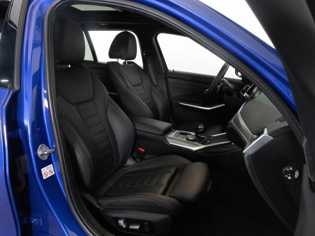BMW 3-SERIE 330i 260 PK xDrive M-Sport | LED Laserlicht | Panoramadak | Head-Up | Memory Sport Zetels | Trekhaak | 20 Inch Velgen |