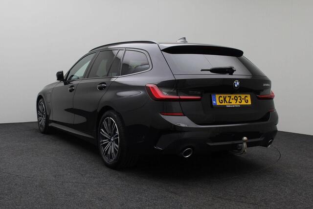 BMW 3-SERIE Touring 330e High Executive M-Sport | Plug-in | Carplay | Camera | Dealer onderh. | Leder met stoelverwarming | Trekhaak | Cruise control | Climate control | PDC | LED | Elektrische klep | M-Pakket