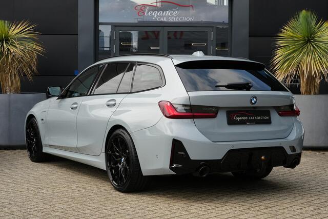 BMW 3-SERIE Touring 320e M-Sport 204pk Panoramadak/Stoelverwarming/Camera