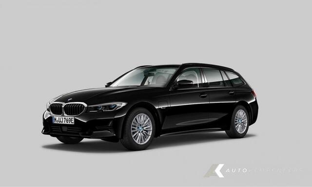 BMW 3-SERIE 330e xDrive | Sportline | Shadow | HIFI | Cruise control | Camera | Trekhaak | 17' Inch |