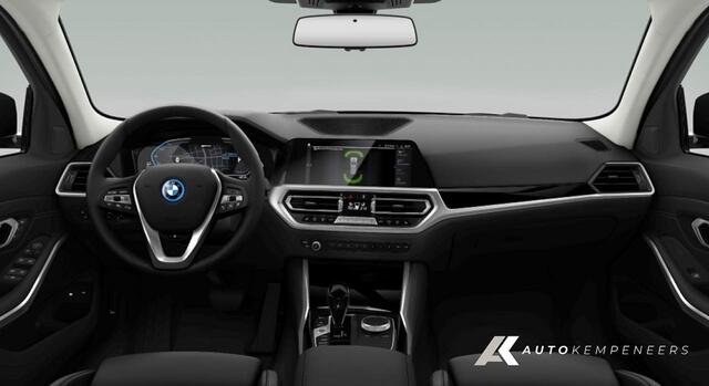BMW 3-SERIE 330e xDrive | Sportline | Shadow | HIFI | Cruise control | Camera | Trekhaak | 17' Inch |