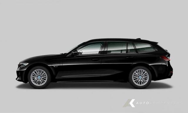 BMW 3-SERIE 330e xDrive | Sportline | Shadow | HIFI | Cruise control | Camera | Trekhaak | 17' Inch |