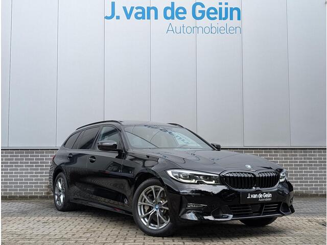 BMW 3-SERIE Touring 330e xDrive High Executive | Panorama | Trekhaak | Ambient | Cockpit Prof | 1/2 Lederen Sportstoelen | APK & OH Nieuw