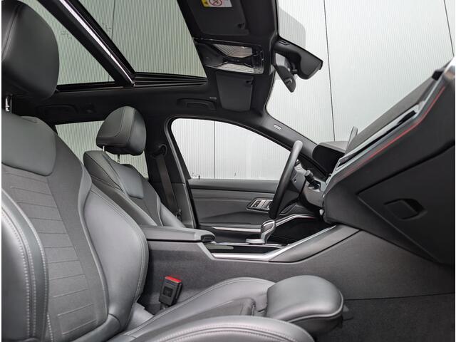 BMW 3-SERIE Touring 330e xDrive High Executive | Panorama | Trekhaak | Ambient | Cockpit Prof | 1/2 Lederen Sportstoelen | APK & OH Nieuw