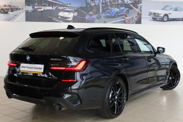 BMW 3-SERIE Touring 330e xDrive M Sportpakket | Laserlight | Head-Up Display | Elektr. Trekhaak