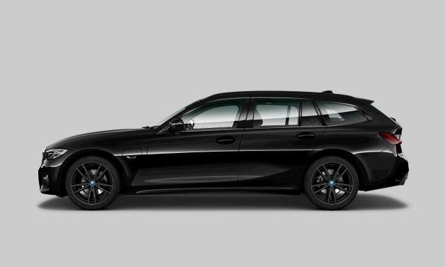 BMW 3-SERIE Touring 330e xDrive | M-Sport | Panoramadak | Elektr. Trekhaak | Hifi