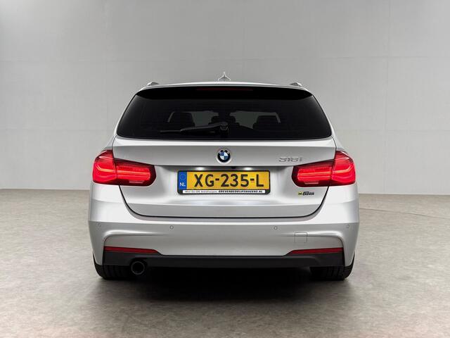 BMW 3-SERIE 318i M-sport Pano LED Camera Clima Cruise Navi Head-up Display Leder PDC 18"LMV