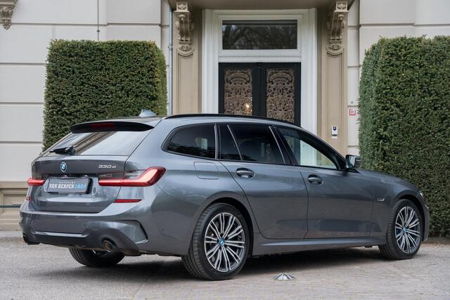 BMW 3-SERIE Touring 330e M-Sport TREKHAAK | ACC | LASER | 360 CAM | HUD | ADAPTIEF ONDERSTEL
