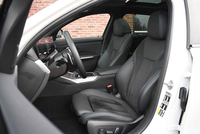 BMW 3-SERIE Touring 330e M-Sport Pano ACC El-zetel HUD 19inch Camera Adp-onderstel