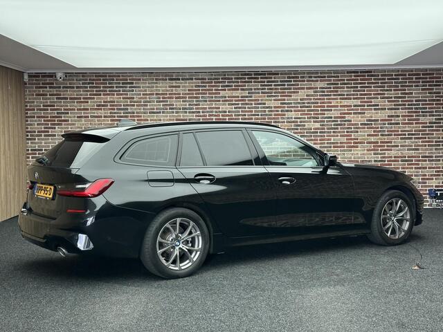 BMW 3-SERIE Touring 320i High Executive Navi Sfeer Stoelverwarming Dealer