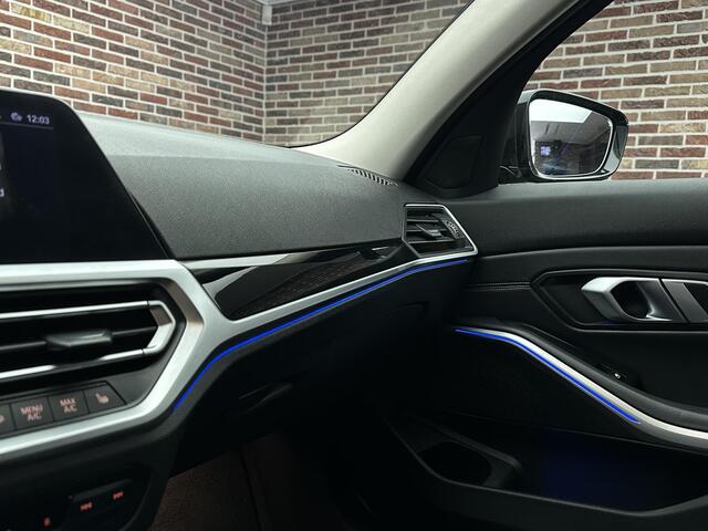 BMW 3-SERIE Touring 320i High Executive Navi Sfeer Stoelverwarming Dealer