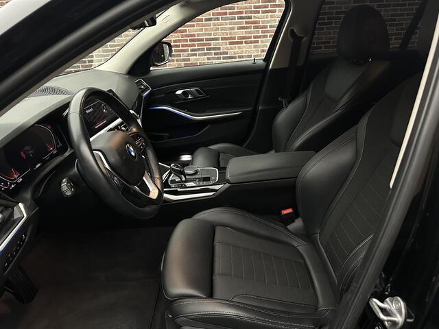 BMW 3-SERIE Touring 320i High Executive Navi Sfeer Stoelverwarming Dealer