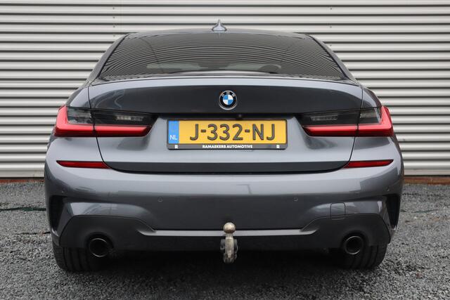 BMW 3-SERIE 330e M Sport Pano / Laser / 360 camera / Elec stoelen / Trekhaak / Dode hoek /