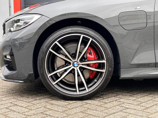 BMW 3-SERIE 330e eDrive Edition M sport | Head Up | Pano | LED | Individual | Camera | NAP |