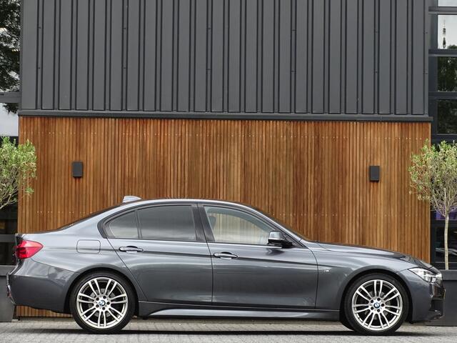 BMW 3-SERIE 320i TwinTurbo Power / High Exec. M-Individual / LED / *NAP*