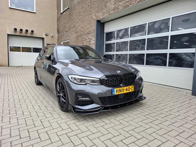 BMW 3-SERIE Touring 330e M-uitvoering Uniek/Zeer mooi!