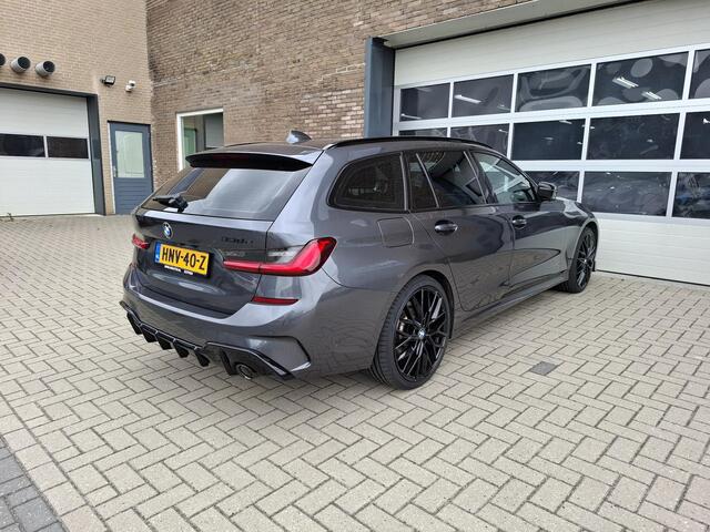 BMW 3-SERIE Touring 330e M-uitvoering Uniek/Zeer mooi!