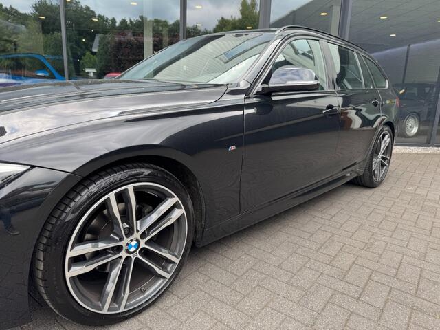 BMW 3-SERIE 320i Touring M-Sport ShadowExe,NaviPro,Pano,SportBak,Leer,Carplay