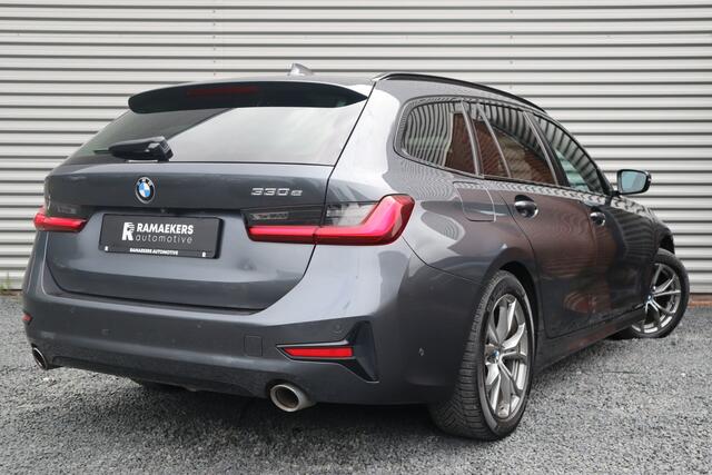 BMW 3-SERIE Touring 330e Sportline Harman Kardon / Camera / Trekhaak /