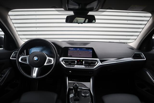 BMW 3-SERIE Touring 330e Sportline Harman Kardon / Camera / Trekhaak /