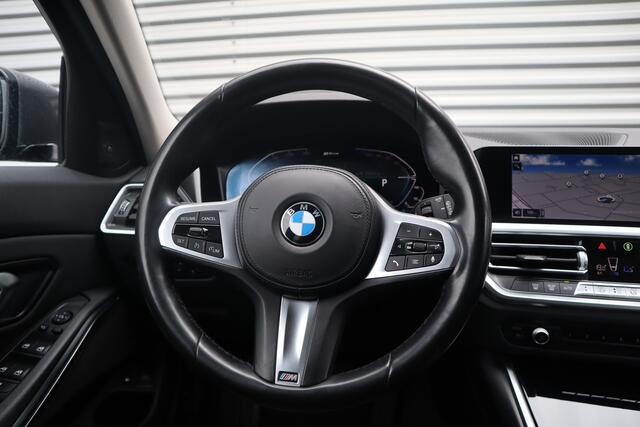 BMW 3-SERIE Touring 330e Sportline Harman Kardon / Camera / Trekhaak /