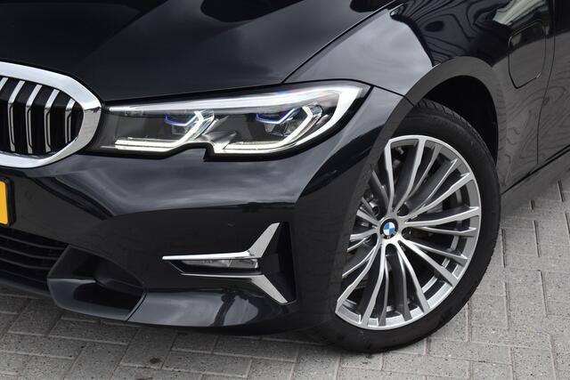 BMW 3-SERIE Touring 320e xDRIVE BUSINESS EDITION PLUS | LEDER | CARPLAY | TREKHAAK | CAMERA | LED | ADAPTIVE CRUISE CONTROL