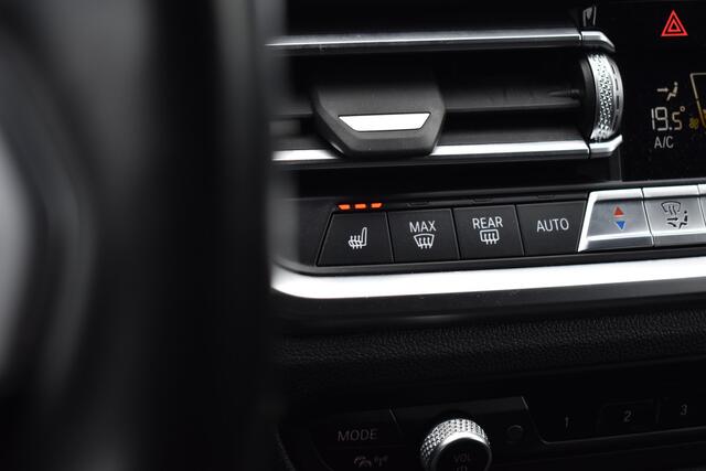 BMW 3-SERIE Touring 320e xDRIVE BUSINESS EDITION PLUS | LEDER | CARPLAY | TREKHAAK | CAMERA | LED | ADAPTIVE CRUISE CONTROL