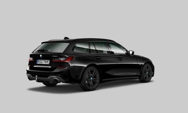 BMW 3-SERIE Touring 330e M-Sport | Panoramadak | Adapt. Cruise Control | Elektr. Trekhaak