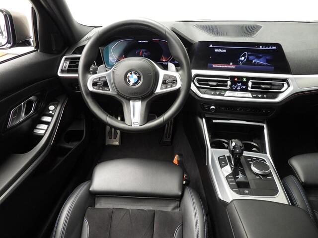 BMW 3-SERIE Sedan M340i xDrive | M-Sportpakket | LED | Navigatie | Sportstoelen | M-sportonderstel | Hifi speakers | Alu 19 inch