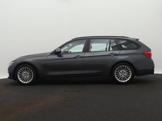 BMW 3-SERIE Touring 318i Executive / Auto verbruikt olie! / Handel of Export / Navigatie / Cruise-ctr. / Airco / leder / Trekhaak / Apk dec-2026