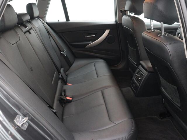 BMW 3-SERIE Touring 318i Executive / Auto verbruikt olie! / Handel of Export / Navigatie / Cruise-ctr. / Airco / leder / Trekhaak / Apk dec-2026