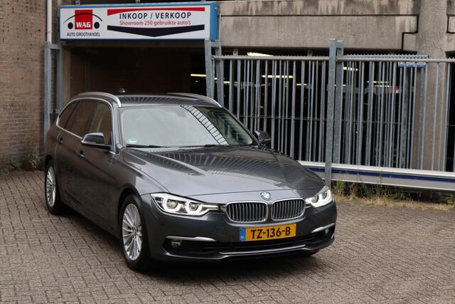 BMW 3-SERIE Touring 320i Luxury Edition
