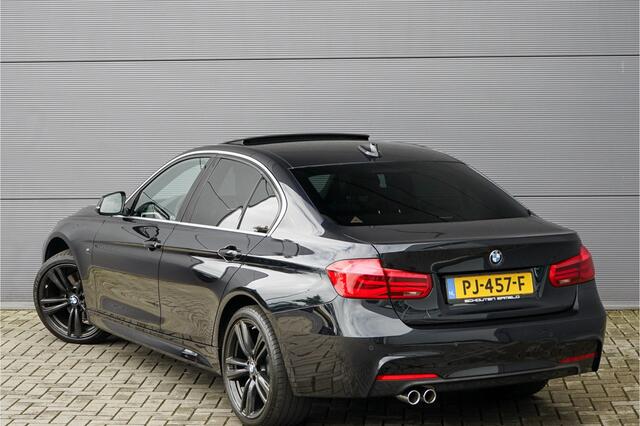 BMW 3-SERIE 330i xDrive High Ex M-Sport Individual Schuifdak Navi Pro 18"