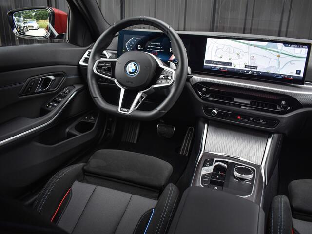 BMW 3-SERIE 330e | M-SPORT | FACELIFT | SHADOWLINE | AMBIANCE INTERIEUR | TREKHAAK | DAB+ |