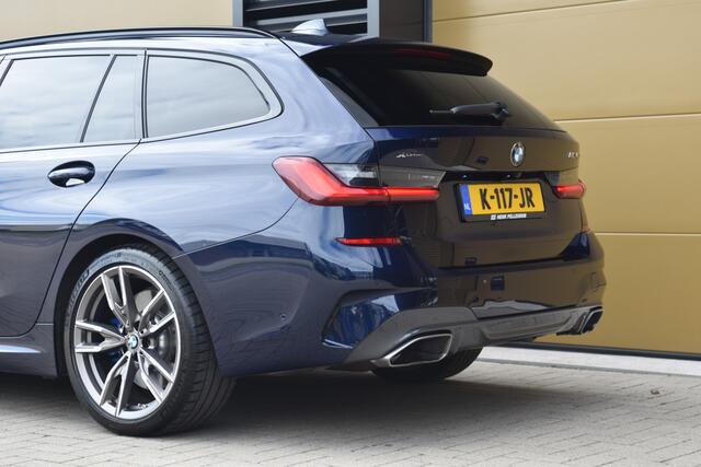 BMW 3-SERIE Touring M340i xDrive * M Sportpakket * Harman Kardon * Memory stoelen * Trekhaak * Head-up *