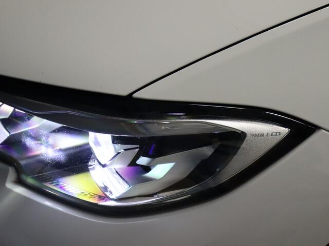 BMW 3-SERIE Touring 320i M Sport [LIVE COCKPIT, DAB, LED, APPLE CARPLAY, M SPORTSTUUR, TREKHAAK AFNEEMBAAR, CRUISE, CLIMATE, NIEUWSTAAT]