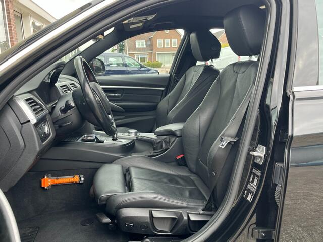 BMW 3-SERIE 320d EDE Executive Automaat I LED I Clima I Stoelverw. I Trekhaak