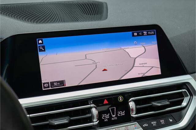 BMW 3-SERIE Touring 330e High Executive Vol opties Pano H&K Laser Garantie