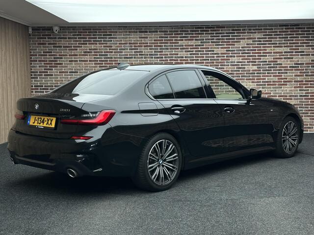 BMW 3-SERIE 318i High Executive M Sport Open Dak Led Camera Leer