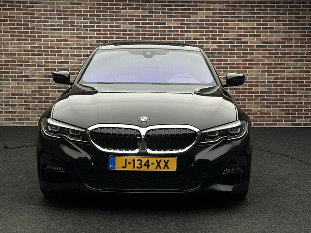 BMW 3-SERIE 318i High Executive M Sport Open Dak Led Camera Leer