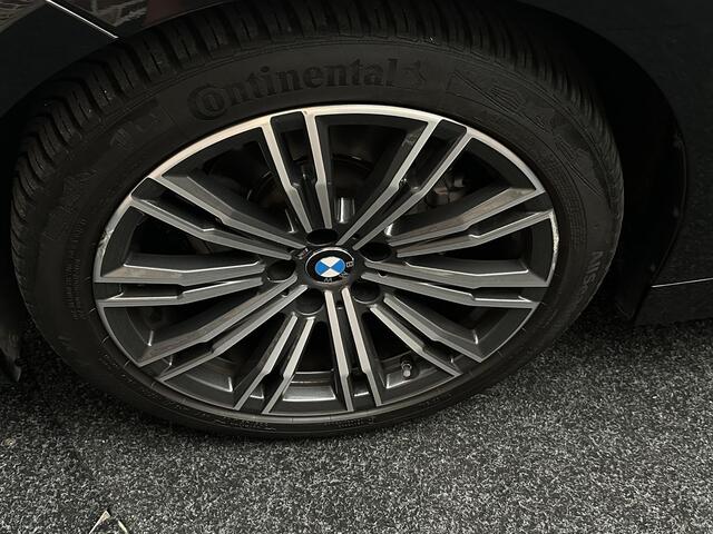 BMW 3-SERIE 318i High Executive M Sport Open Dak Led Camera Leer