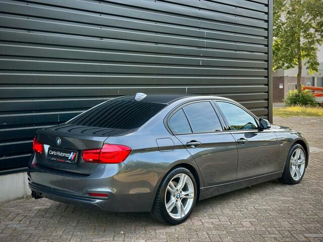 BMW 3-SERIE 320i AUT|SPORTLEER|CAMERA|CARPLAY|HiFi