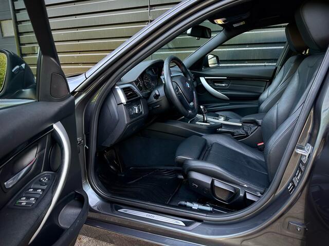 BMW 3-SERIE 320i AUT|SPORTLEER|CAMERA|CARPLAY|HiFi