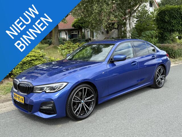 BMW 3-SERIE 320i M-Sport 184PK AutomaatoPanooLaser